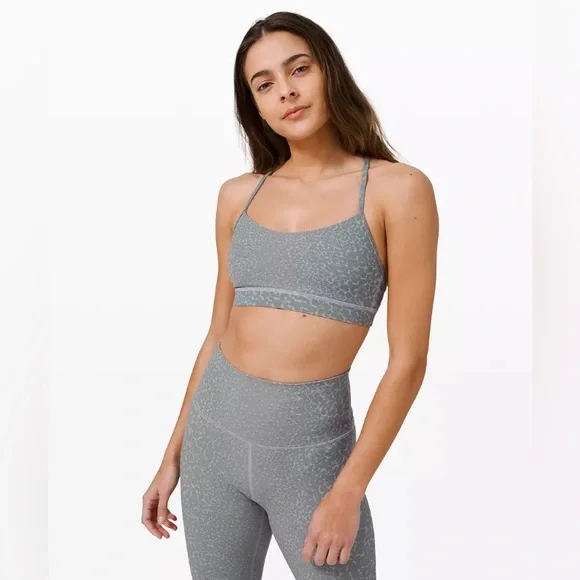 Lululemon Flow Y Bra Nulu *Light Support* B/C Cup & Align Pant 28” City Camo 4